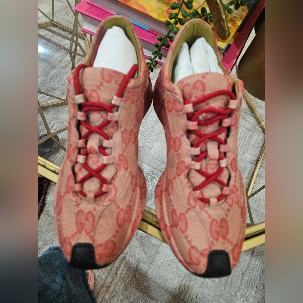 Gucci Run Gg Supreme Monogram Sneakers